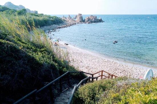Apartmán Calarossa Bay Isola Rossa Exteriér fotografie