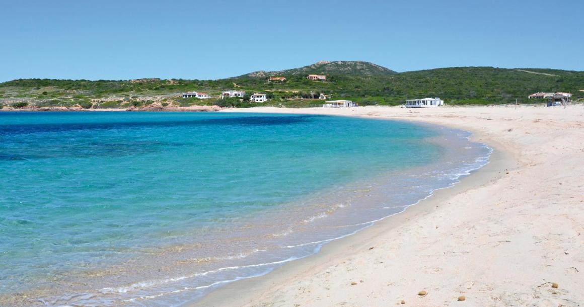 Apartmán Calarossa Bay Isola Rossa Exteriér fotografie